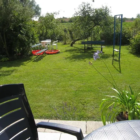 公寓 Luxurious In Brusow With Garden And Terrace *